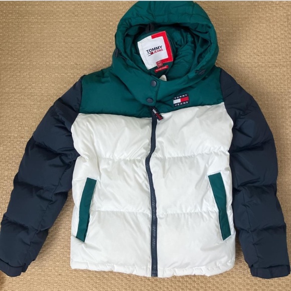 NWOT TOMMY HILFIGER SKII ALASKA INSULATED PUFFER JACKET - Picture 4 of 5